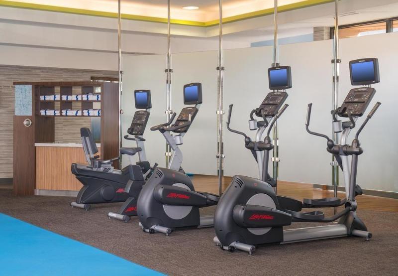 Courtyard By Marriott Silver Spring North/White Oak Bagian luar foto